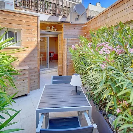 Joli Terrasse, Venizelos-cannes Centre A0b169 * Cannes